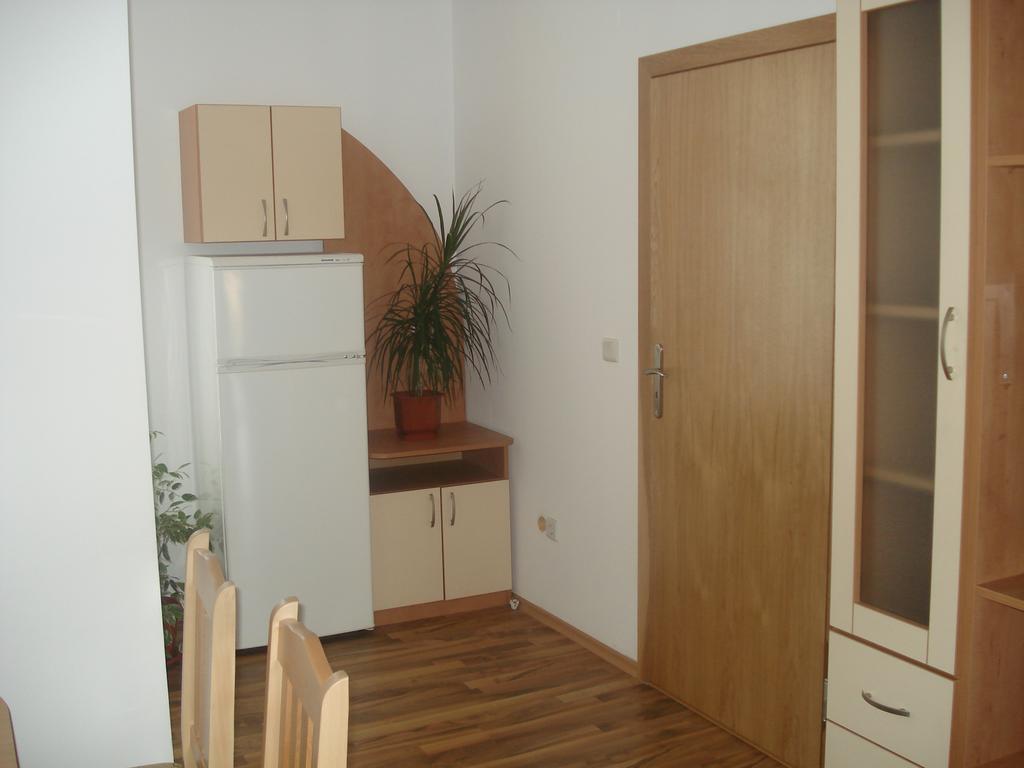 Kisiovi Apartment *